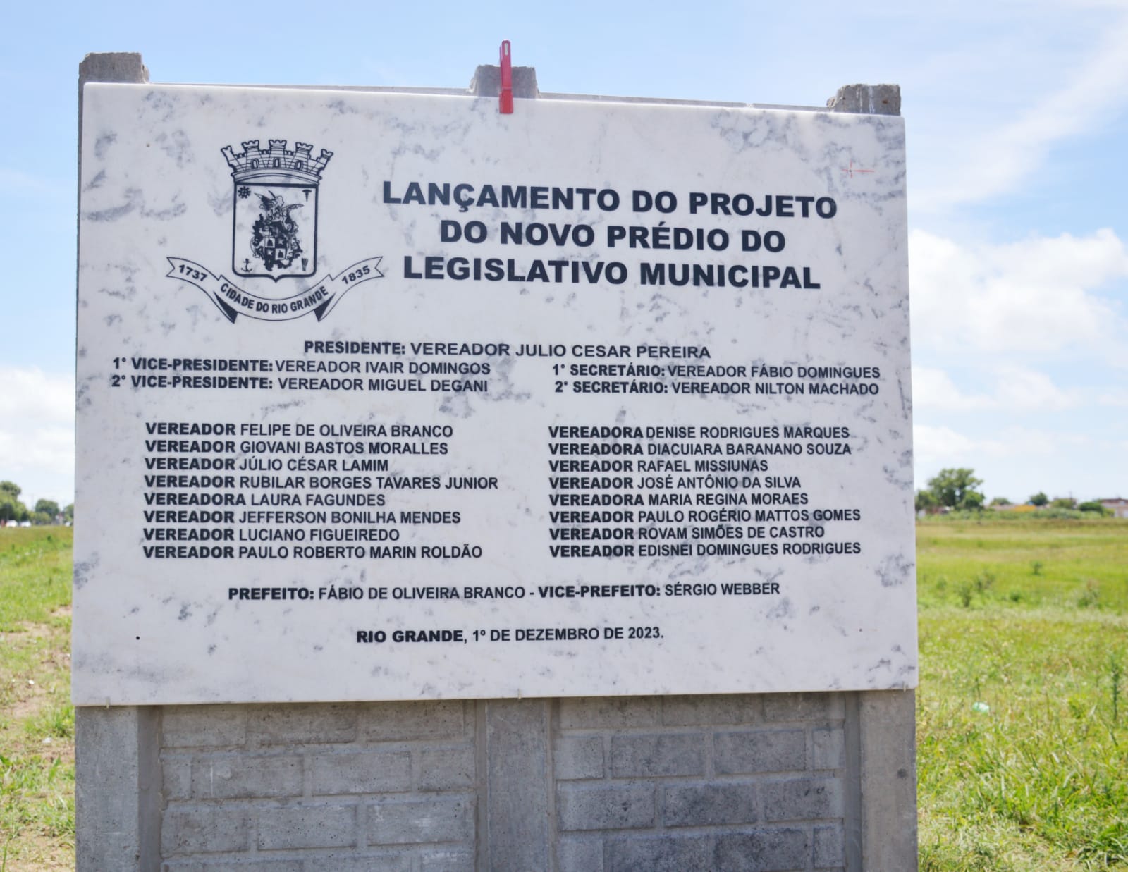 Lançada pedra fundamental do novo prédio do Legislativo Municipal