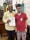 Visita de Estudante com TEA ao Presidente da Câmara Municipal